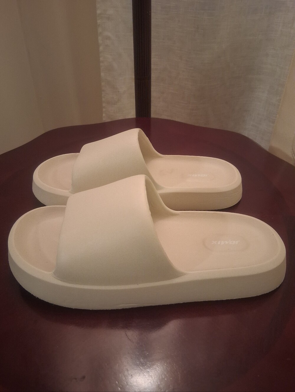 Neutral Cream Platform Slides